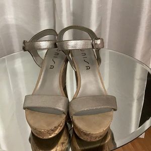 high sandals  UNISA size9